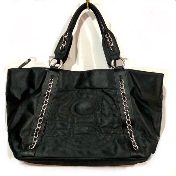 🦋BeBe large oversized black tote with round chained charm size 20x12 preowned - Picture 2 of 12